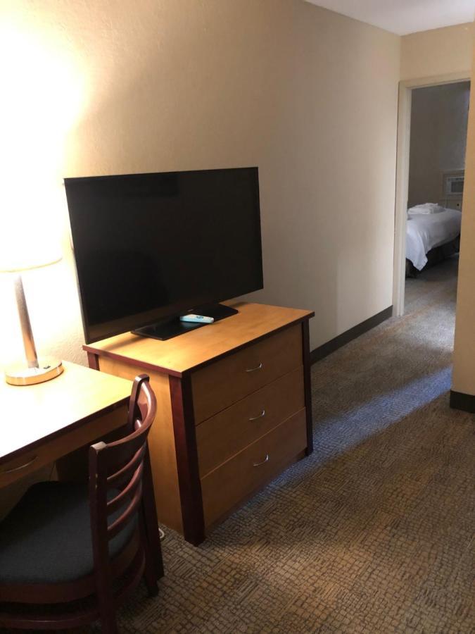 Canad Inns Destination Centre Windsor Park Winnipeg Ngoại thất bức ảnh